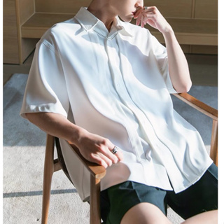 [SN襯衫］寬鬆休閒短袖設計質感襯衫 黑、白2色