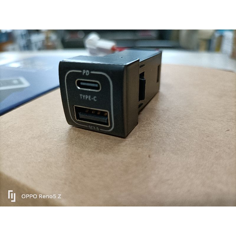 幸福車坊 COROLLA CROSS 盲塞預留孔 USB / Type C 充電座 完工價