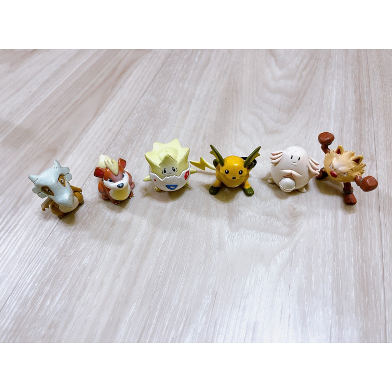 日本任天堂 萬代BANDAI 寶可夢 正版中古 絕版 初代 第一世代 神奇寶貝 公仔 盒玩共6隻 雷丘 吉利蛋 火爆猴