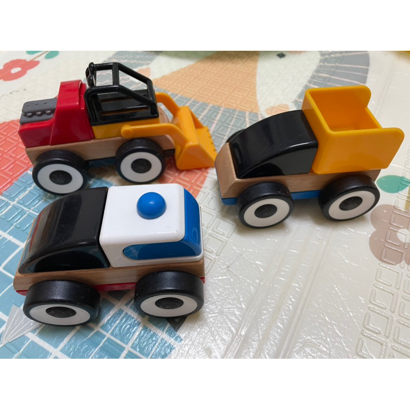 二手 IKEA LILLABO 三件組玩具車 組裝式玩具車 無缺件 汽車積木 卡車 挖土機 木製玩具車 警車 賽車
