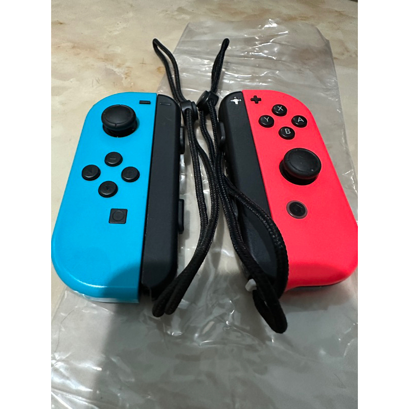 switch 售一對joy con原廠 附綁帶 不飄移 二手