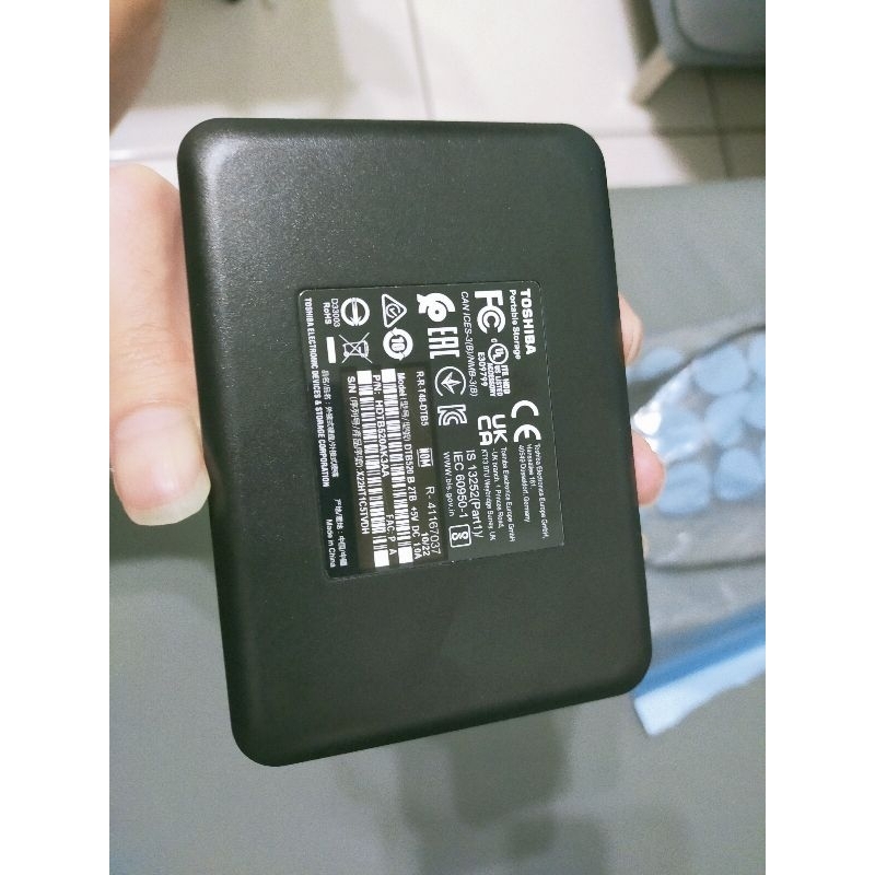 東芝2tb容量 2.5吋外接式硬碟