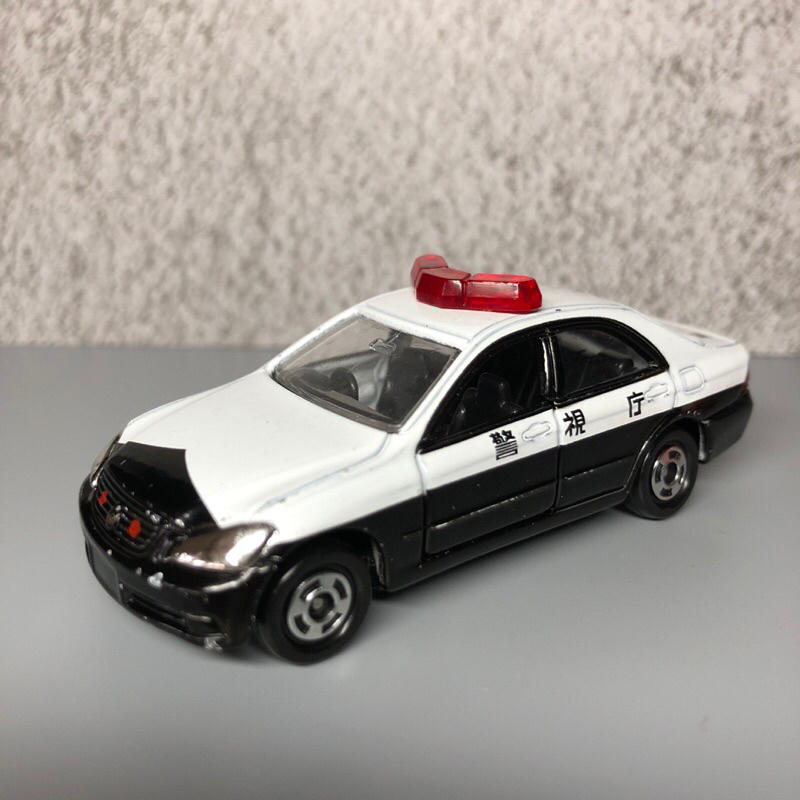 Tomica 110、32 Toyota crown