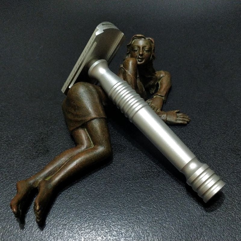 Razorock Lupo--鋁合金CNC製造刮鬍刀--個人收藏釋出