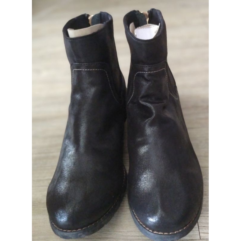 全新 百貨專櫃 DIANA 黑色真皮平底靴 24號 版型正常 超低價出清