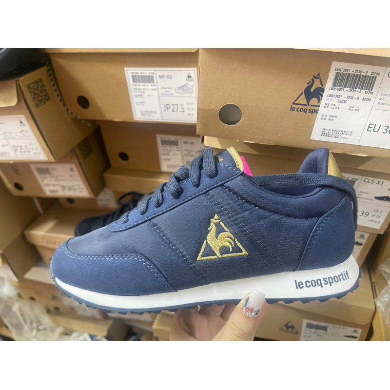 大灌體育👟公雞 le coq sportif LWN73001 -39深藍 金 休閒鞋 復古鞋 男女