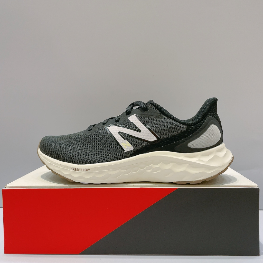 New Balance Fresh Foam v4 女生 黑色 D楦 舒適 輕量 透氣 運動 慢跑鞋 WARISMK4