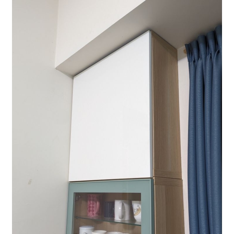 IKEA 壁櫃 BESTÅ 附門片層架組  染白橡木紋 白色鋼琴烤漆門板
