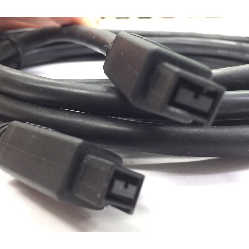 IEEE 1394 9P-9P (Firewire Cable 9-9) 1.8M