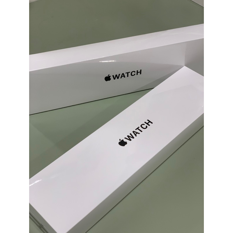 Apple Watch SE （第一代）GPS 40mm,金色鋁金屬錶殼+銀色鋁金屬錶殼