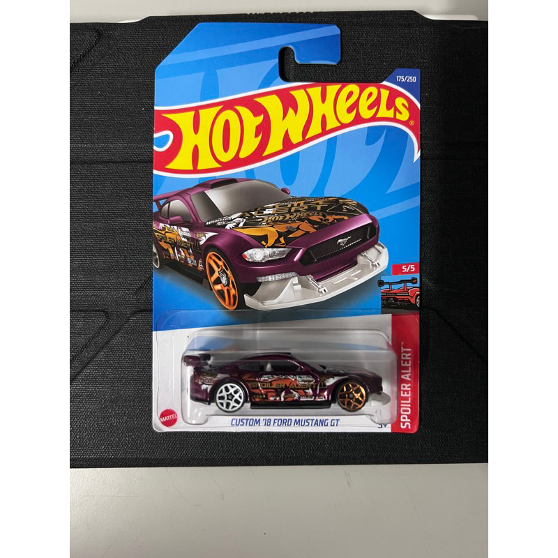 18’ Ford Mustang GT Custom風火輪 Hotwheels 1/64