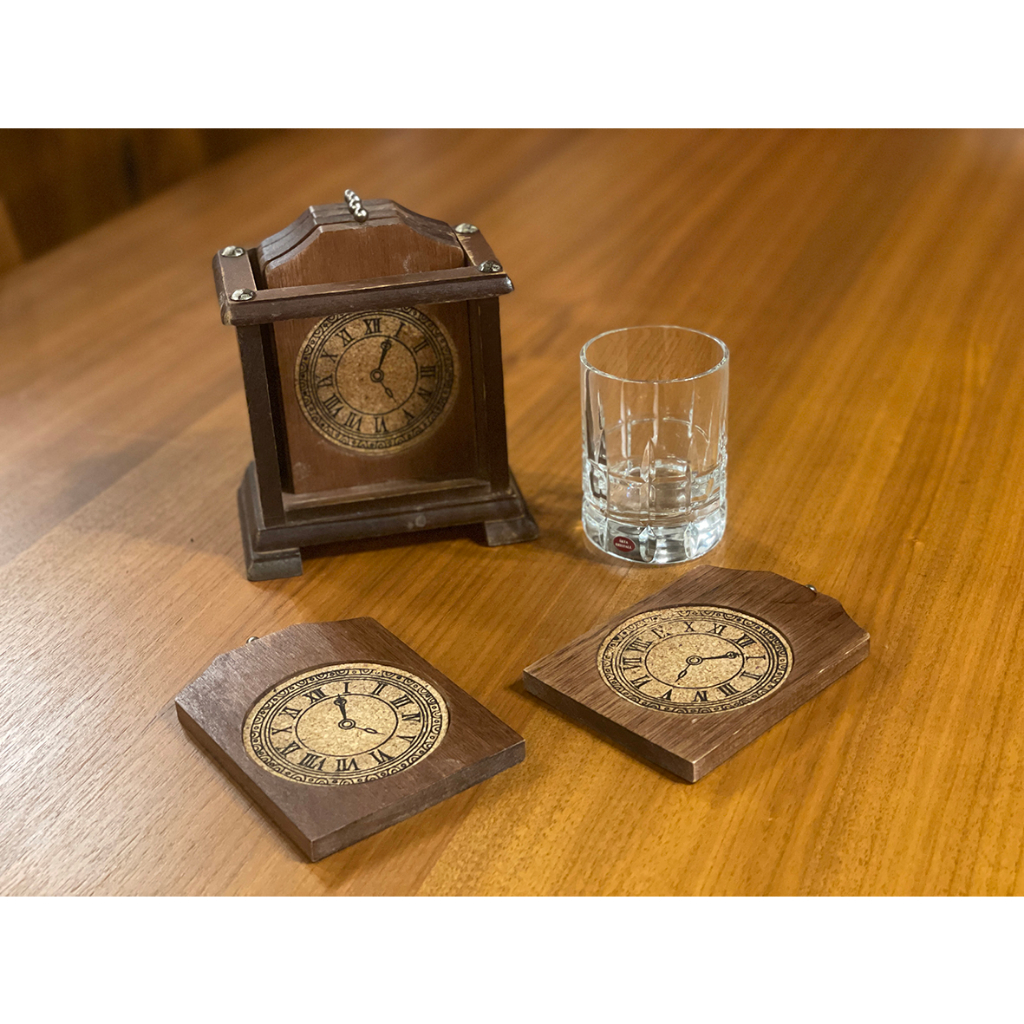 #19世紀 英國手工座鐘造型木質杯墊組 #023073