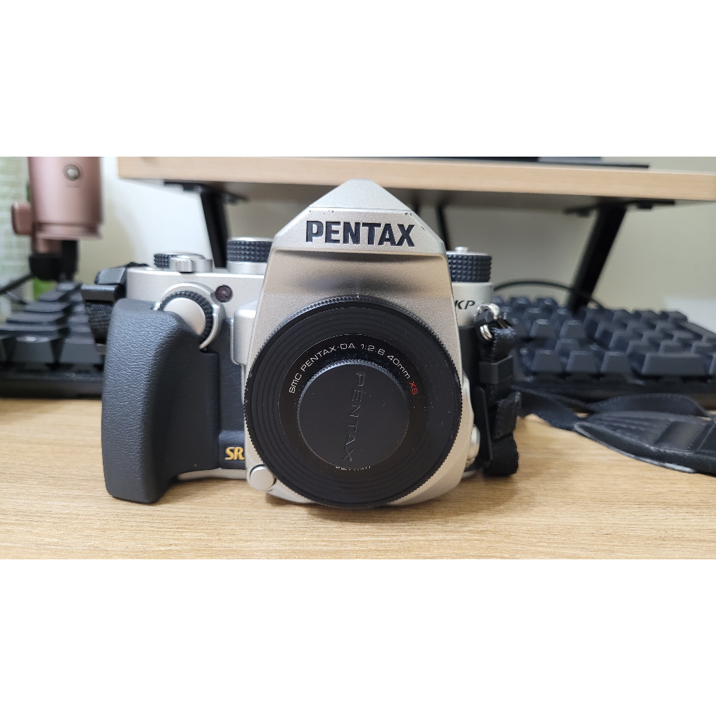 PENTAX KP(L把手) + 40mm XS