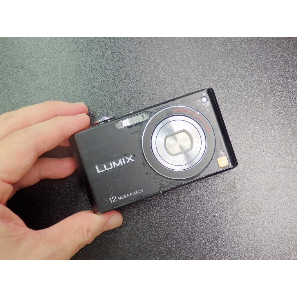 &lt;&lt;老數位相機&gt;&gt;PANASONIC LUMIX DMC-FX40 (防手震 / CCD /超廣角leica鏡頭)