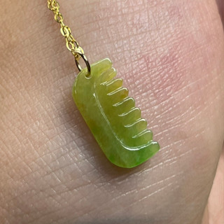 (玉見玉品)天然緬甸玉A貨翡翠 黃加綠 黃翡 梳子 14K 一梳百順 鑲嵌 項鍊 玉墜 墜飾 吊墜