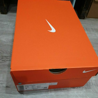 nike空鞋盒 nike紙盒 nike鞋盒 鞋子拿出後，鞋盒擱置在家沒使用過 裝球鞋