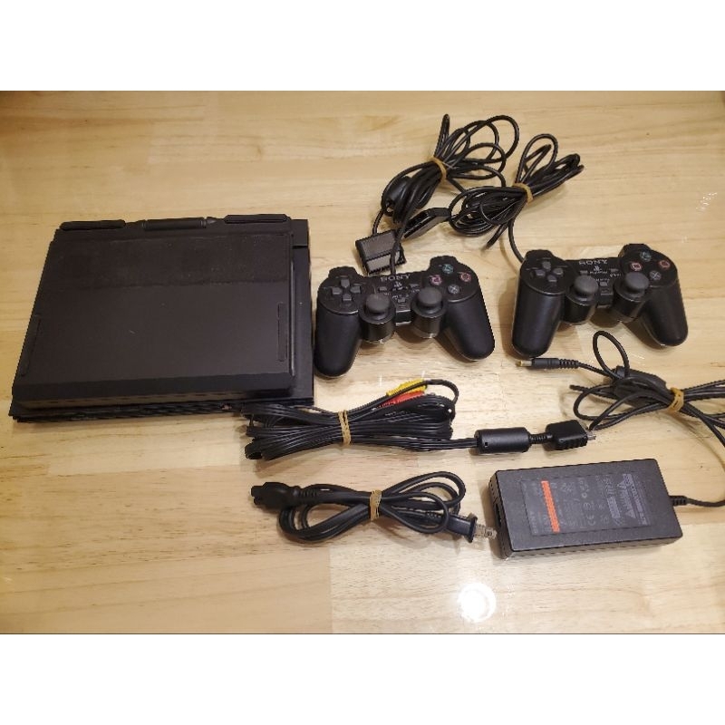 PS2稀有迷你版SCPH-70011螢幕版PLAY STATION2+全配 古老電玩主機 懷舊遊戲主機 絕版品