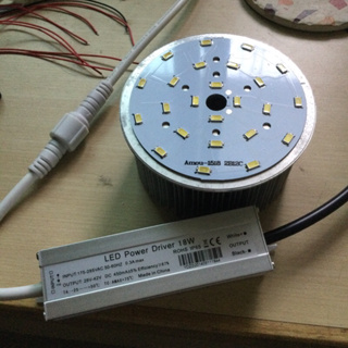 高亮度LED白光燈板-24燈12W鋁基板-DIY改裝零件-散熱鋁鰭底座直徑9.5公分-驅動電源-110V