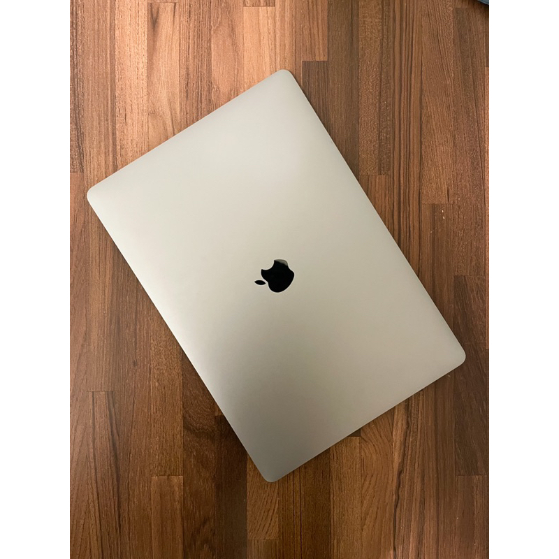 Macbook Pro 2018 15吋 i7 512gb 機況良好