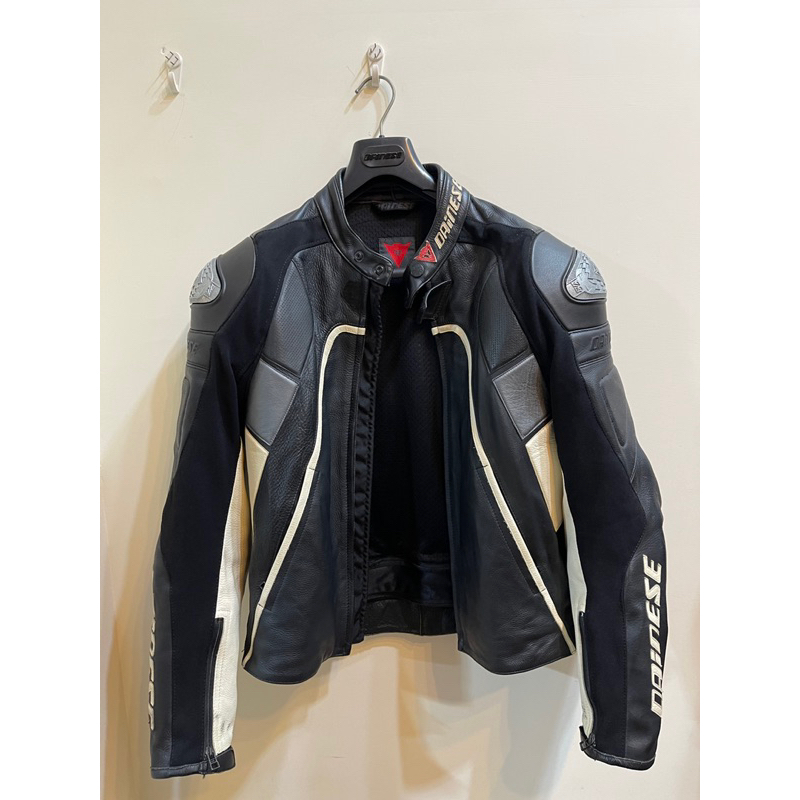 Dainese 冬季皮革防摔衣