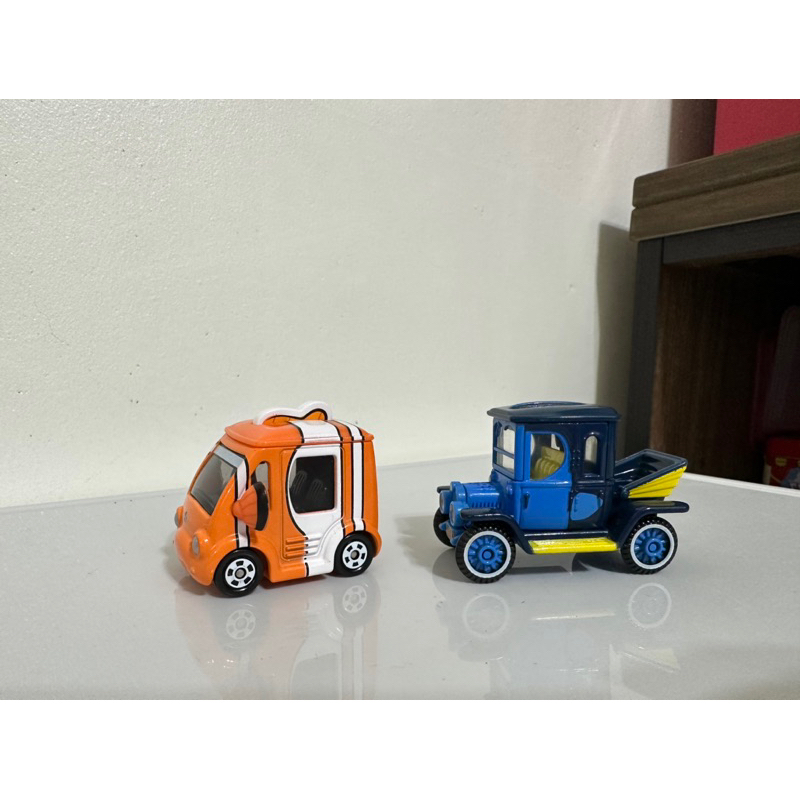 (二手) 兩款一組不拆賣 tomica 玩具車  海底總動員 尼莫 多莉