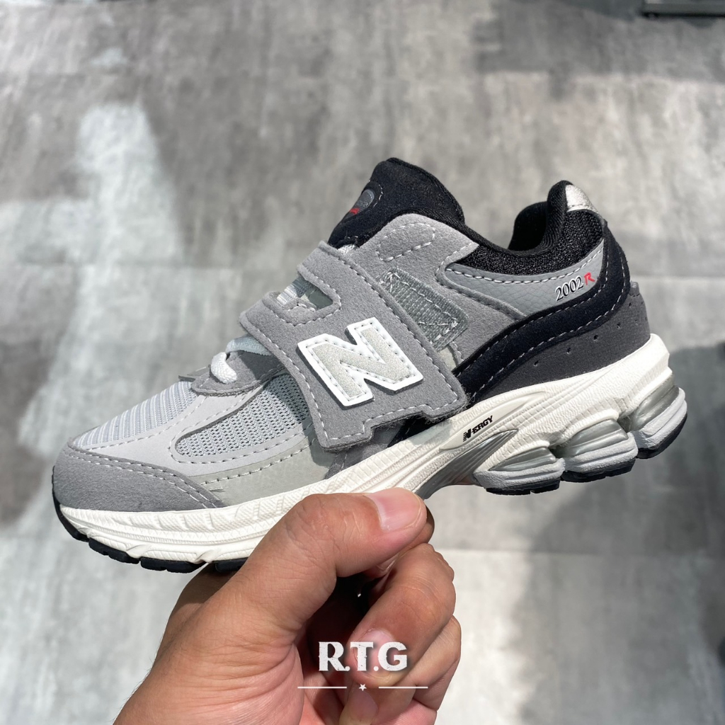 【RTG】NEW BALANCE 2002 PV2002SG NB2002 黑灰 魔鬼氈 復古風 拼接 中童鞋