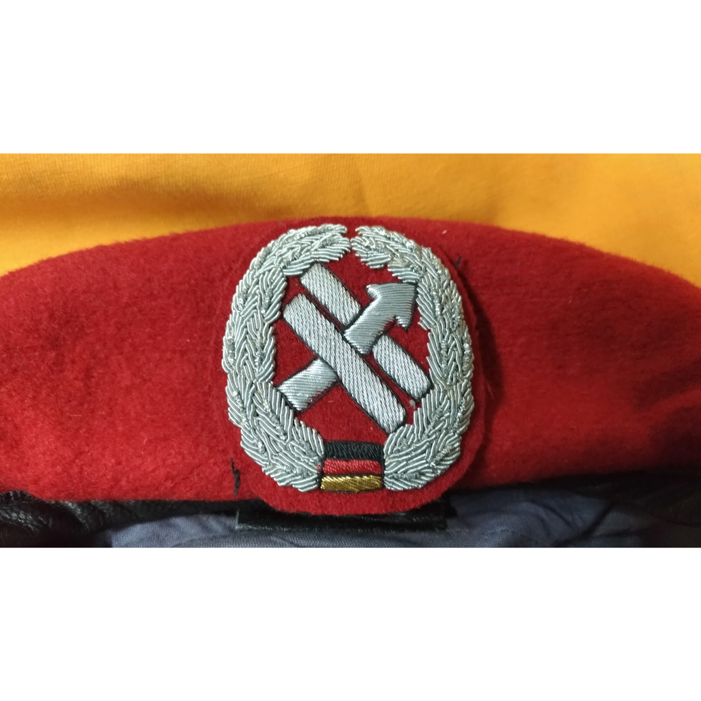 德軍公發 鐵絲縫製通訊作戰部隊貝雷帽徽