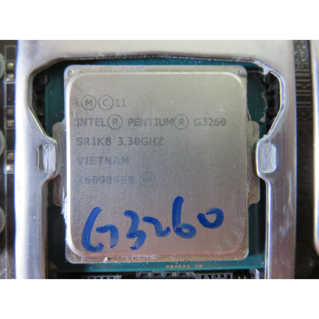 C.1150CPU-Intel Pentium G3260 3.3G 2C2T 1150 53W 內建HD 直購價100