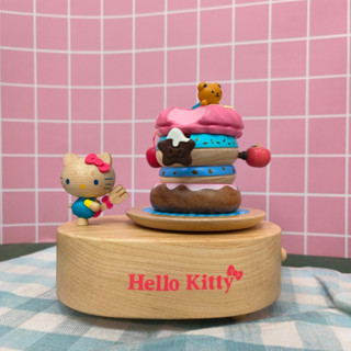 💗正版現貨💗Kitty 甜甜圈 音樂盒 甜點 三麗鷗 禮物 上下動音樂盒 Sanrio 凱蒂貓 生日禮物 木製音樂盒