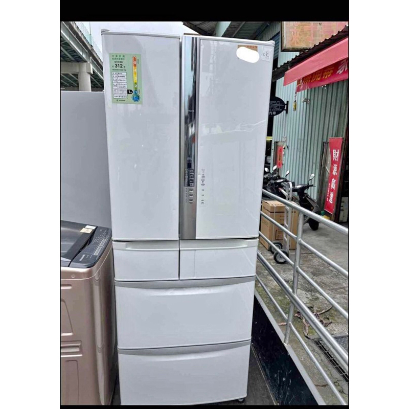 二手中古白色日立475公升6門變頻冰箱，可主動製冰塊，型號R-SF48ZMJ，2012年，保固3個月