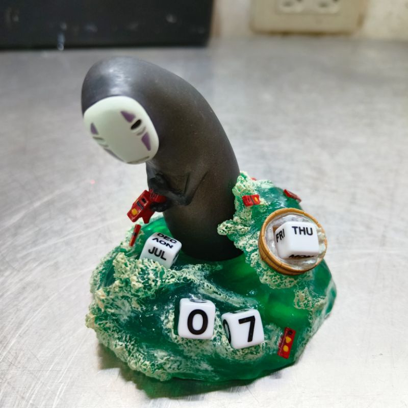 宮崎駿 神隱少女 無臉男萬年曆 日本帶回
