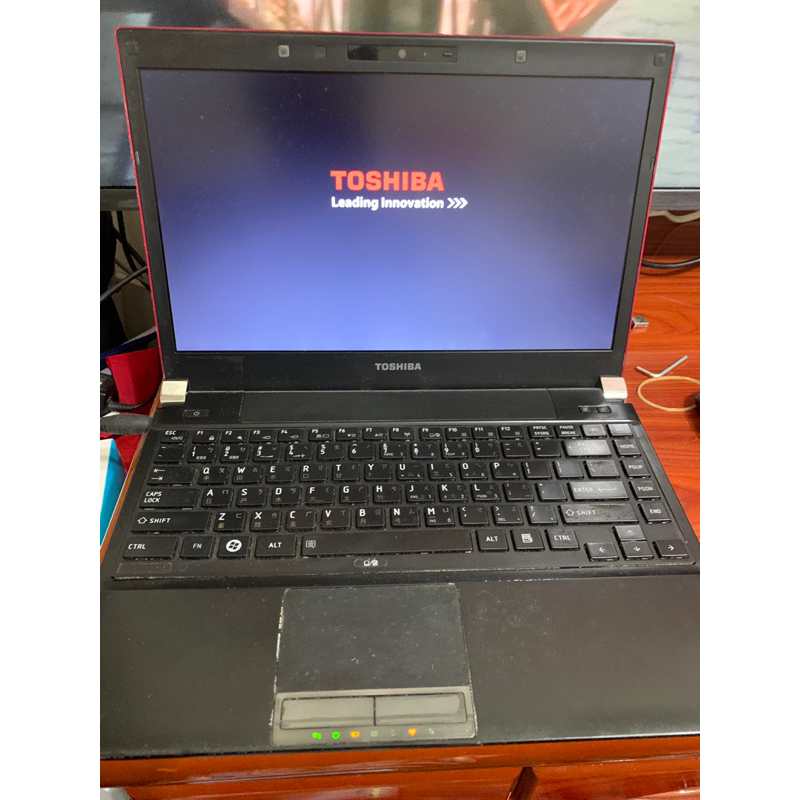出清 二手 Toshiba portege R930超輕薄筆記型電腦