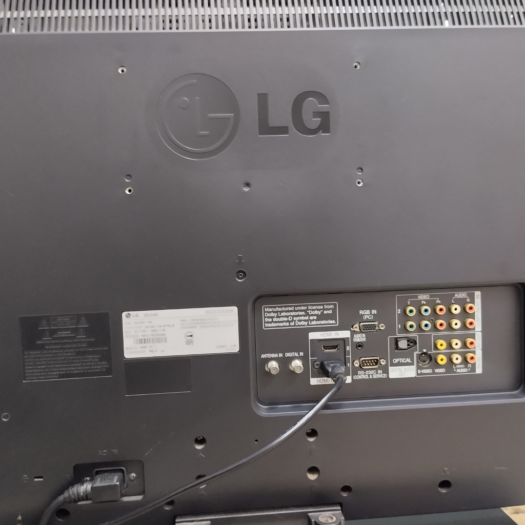 二手LG 型號32LC4D 液晶彩色電視（有遙控器）