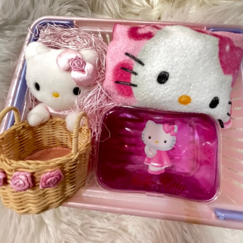 日本進口Hello Kitty沐浴商品塑膠提籃🧺組合禮盒