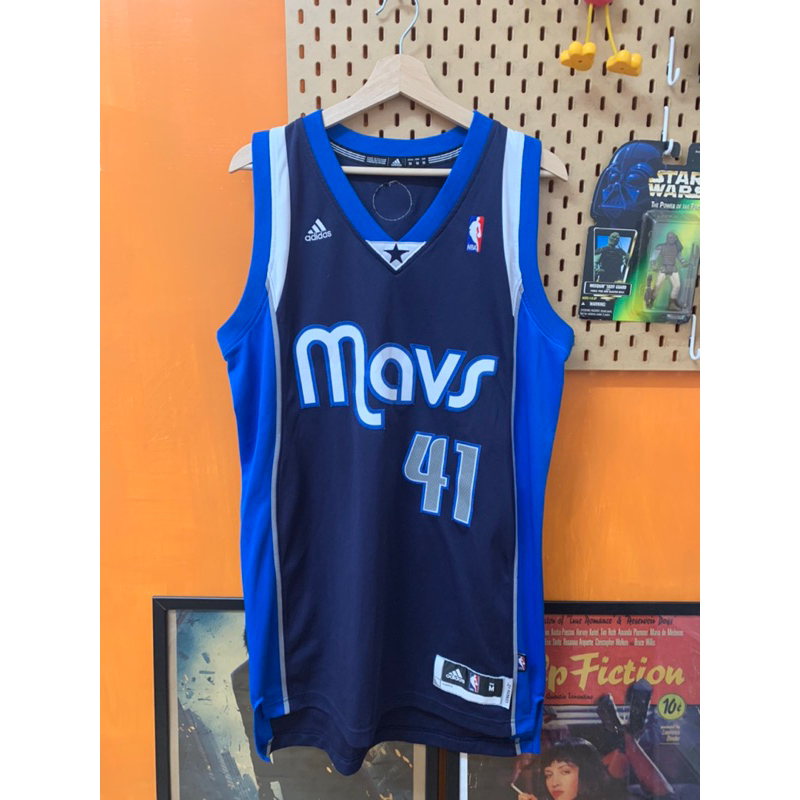 Vintage Adidas NBA Mavericks Dirk Nowitzki電繡籃球衣(古著球衣)Jersey