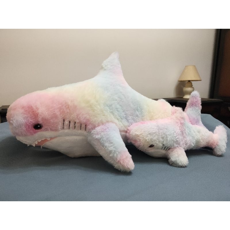💋小果子💋超美渲染彩虹鯊魚❤️ 彩色鯊魚娃娃 60cm/40cm/30cm公分