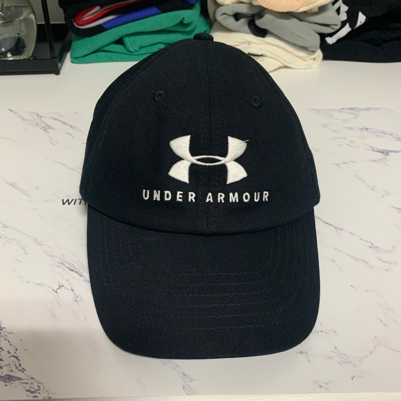 現貨🦋UNDER ARMOUR 黑色帽子🌷老帽 棒球帽 運動帽 UA 韓系 日系 歐美 休閒 素色 logo 男女 日常
