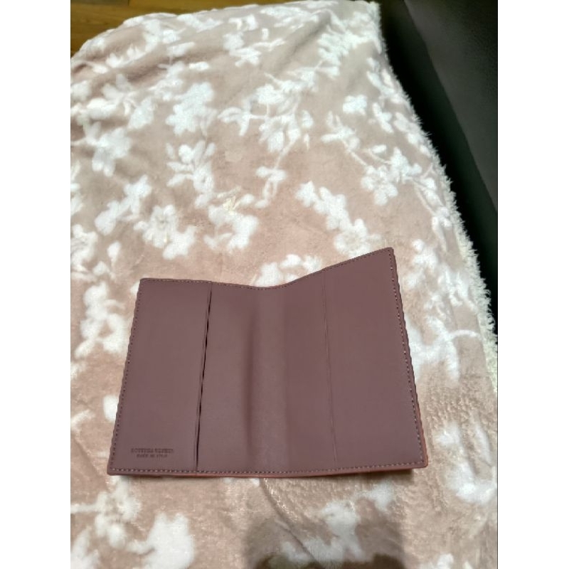 BOTTEGA VENETA 小羊皮編織夾護照夾(紫色)