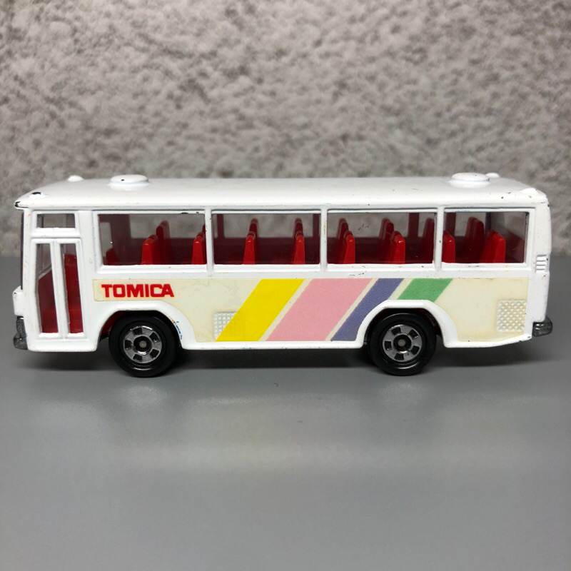 Tomica 41 hino rainbow skeleton bus 巴士