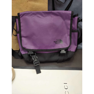 再降價...*THE NORTH FACE 紫色 掀蓋休閒側揹包28*25CM 運動品牌 北面