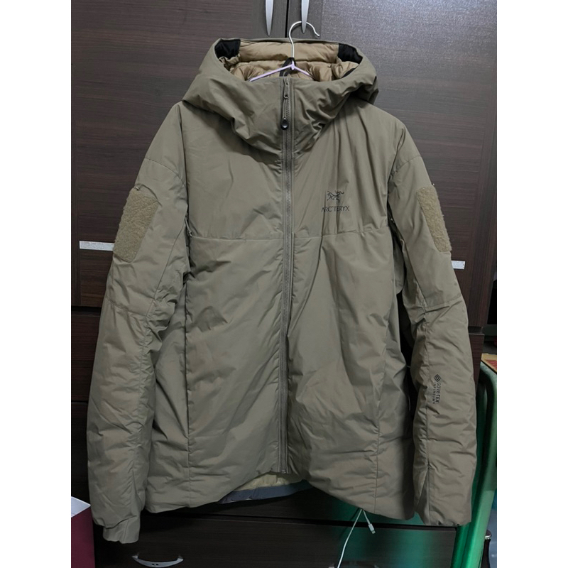 始祖鳥軍版 LEAF Cold WX LT Hoody Gen2 防風化纖外套