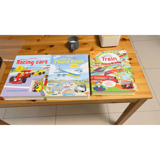 Usborne wind-up Racing cars. wind-up Train.三本一起帶1500