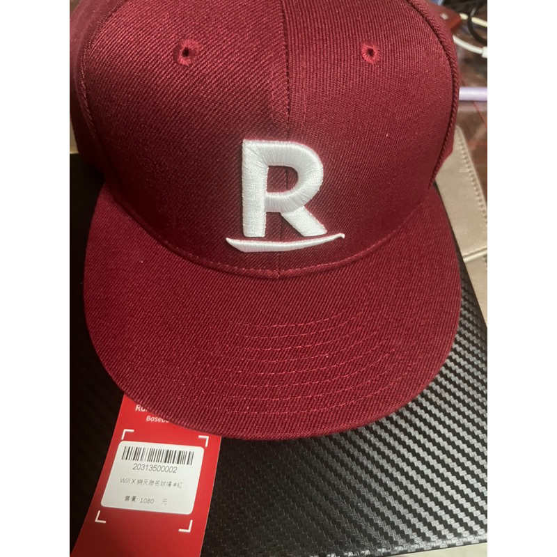 中華職棒 Will X樂天桃猿logo聯名棒球帽（紅）原價$1080 售$800 贈送贊助商部分商品 口罩 公仔