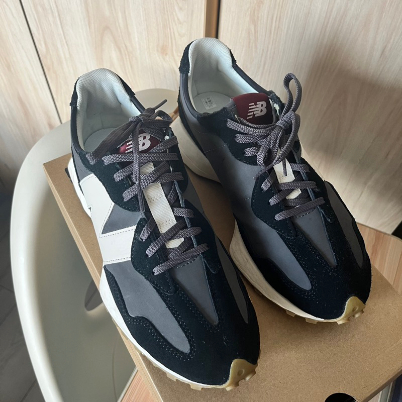 《少穿出清》NB 327 (27cm) 潮流激推 材質+配色 皮標LOGO 黑灰岩石 復古休閒鞋 WS327KC