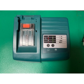 18v充電器 110v-220V共用 電池適用牧田的