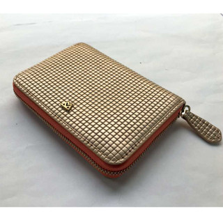 【美國Kelly Wynne正品】【全新現貨】女包,迷你皮夾,多功能零錢包,玫瑰金小方格壓紋卡夾零錢鑰匙圈包,義大利皮
