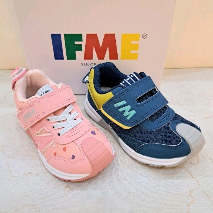 IFME 勁步系列健康機能運動鞋 中童段（15～19）3808藍 3811粉