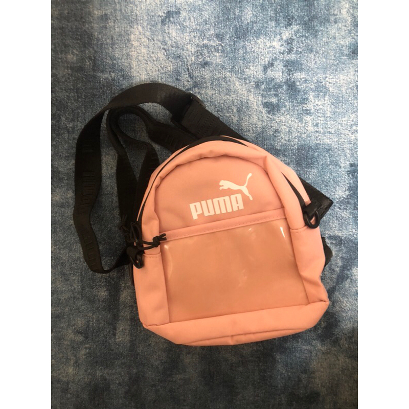 全新正品🧚🏻‍♀️PUMA粉色小後背包 單肩包