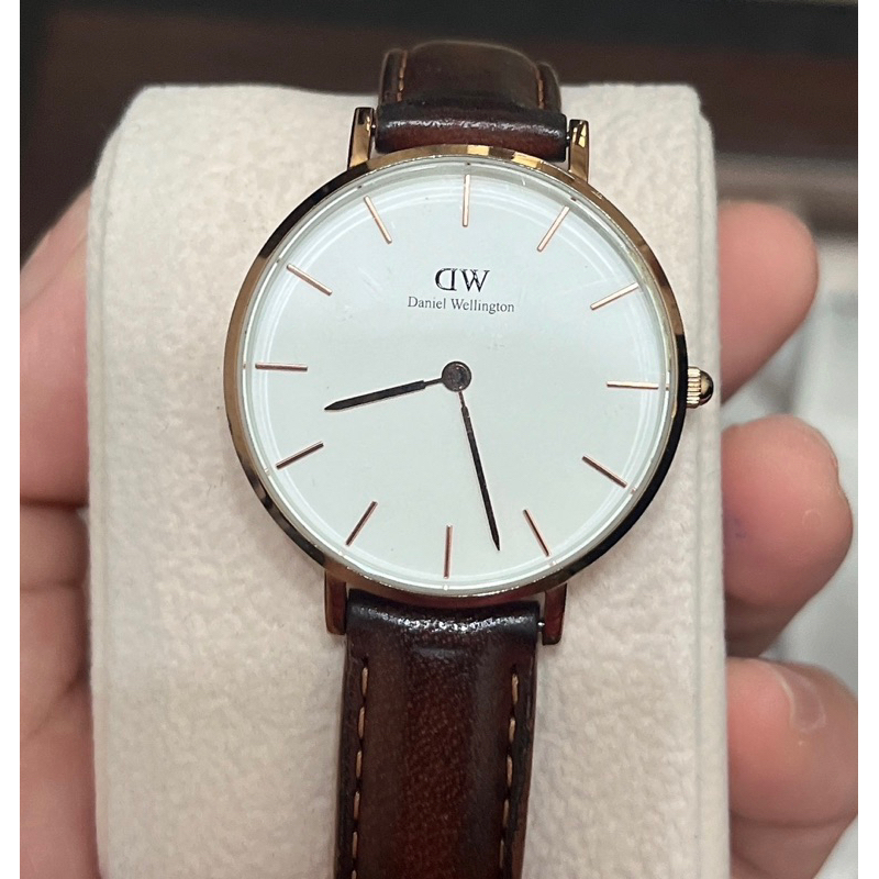 （已售-保留）DW Classic 金色錶框 32mm 深褐色皮革 手錶 腕錶 女錶