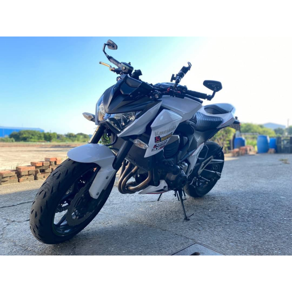 KAWASAKI Z800二手檔車中古車配合全額.超額.學生貸款強力過件白牌黃牌紅牌仿賽街車大型重機滿18即可辦理